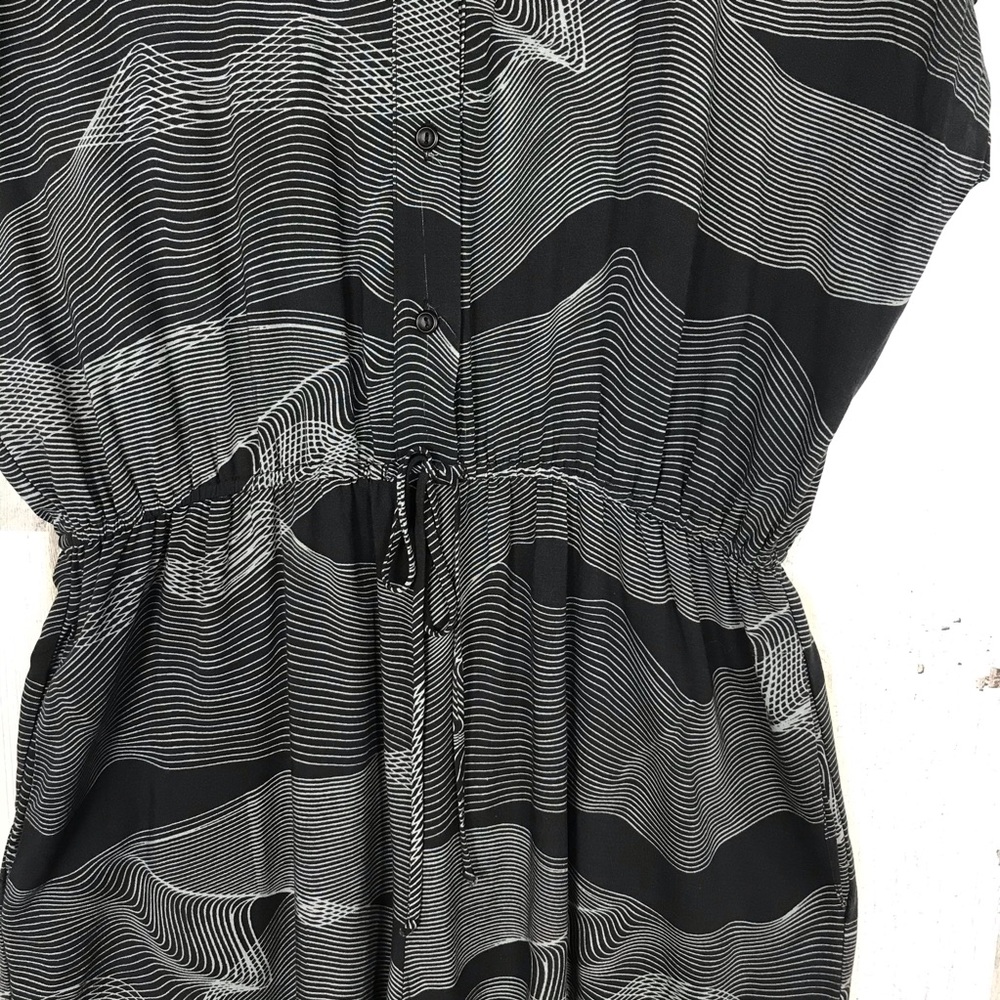 Corey Lynn Calter Black & Gray Patterned Jumpsuit - Picture 3 of 7